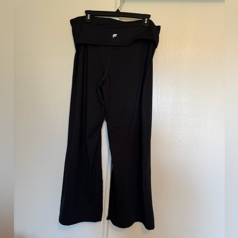 Fabletics Fold Over Wide Leg Yoga Pants - Picture 3 of 8